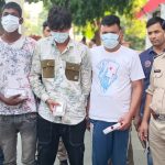 तीन शातिर चोर पुलिस की गिरफ्त में, बंद घरों की रेकी कर देते थे चोरी अंजाम…………