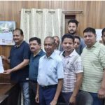 20 मई को बंद रहेंगी दवा की दुकानें,,,, एसडीएम को सौंपा ज्ञापन,,,