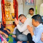 आस्था पर आघात :-  महानगर कांग्रेस ने गोल्ज्यू मंदिर में किया हनुमान चालीसा का पाठ,,  न्याय की लगाई गुहार।